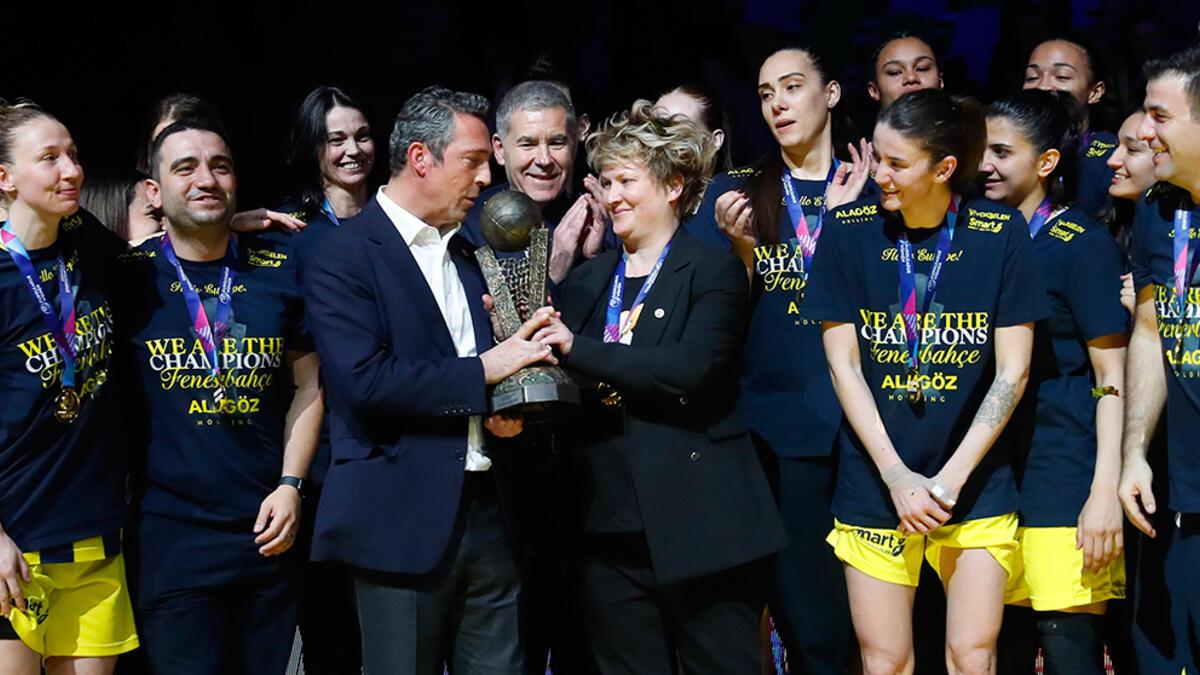 Bayanlar EuroLeague'de şanssızlığını kırarak