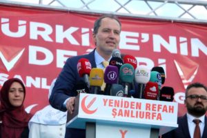 Yine Refah Partisi Başkanı Erbakan: “CHP’nin genetik özellikleri, yapısal özellikleri 70 yıldan beri değişmedi”