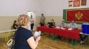 Karadağ’da erken genel seçimlerde oy kullanma süreci başladı