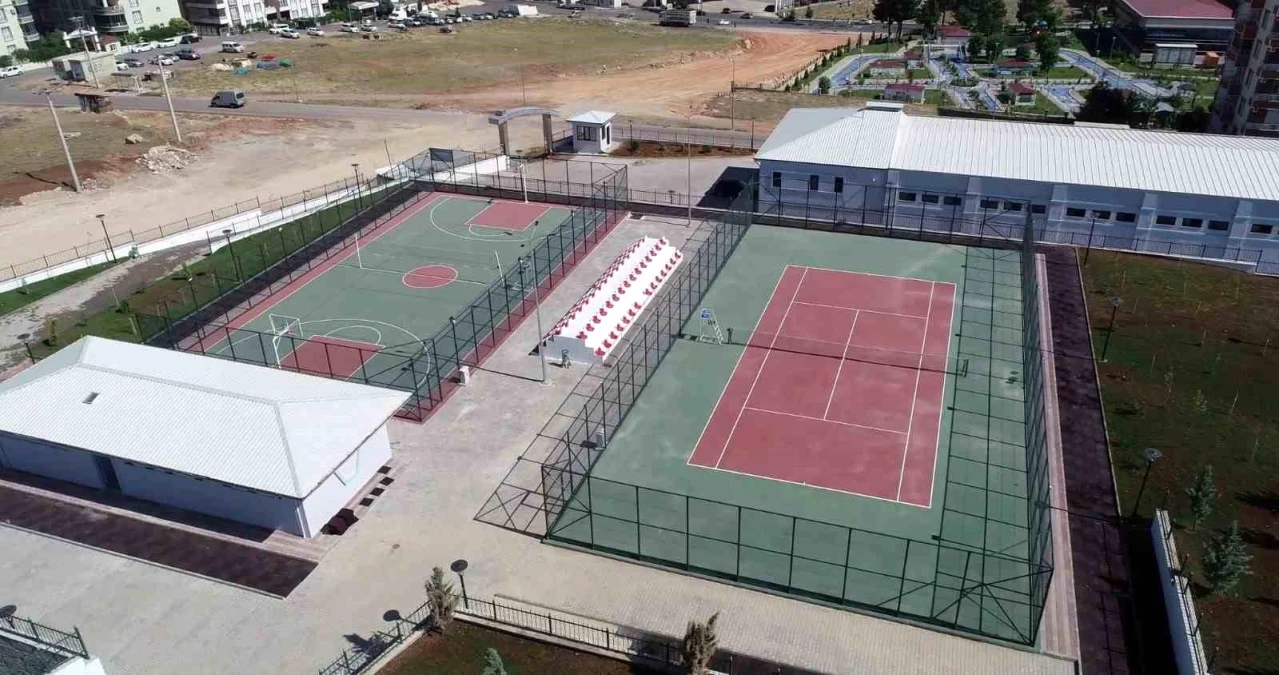 Siirt Belediyesi, yeni spor parkı inşa ediyor