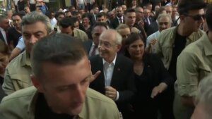 Kılıçdaroğlu Aydın’da Fener Alayı Yürüyüşüne Katıldı