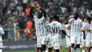 (ÖZET) Beşiktaş – Dinamo Kiev maç sonucu: 1-0 | Kartal, Aboubakar ile kümelere uçtu
