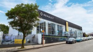 Vatandaş Renault’a isyan etti: ‘Garanti var tamir yok!’