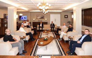 AK Parti Genel Lider Yardımcısı Ömer Çelik, Yüreğir Belediye Lideri Fatih Mehmet Kocaispir’i ziyaret etti