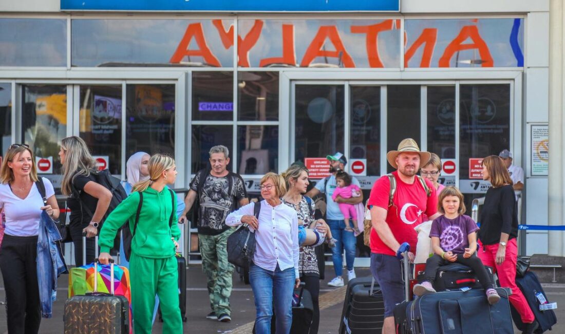 Antalya’da turist sayısı 11 milyonu aştı