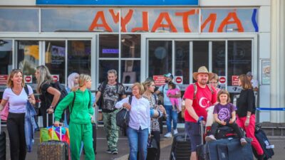 Antalya’da turist sayısı 11 milyonu aştı