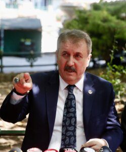 BBP Genel Lideri Destici, Eskişehir’de gazetecilerle bir ortaya geldi Açıklaması
