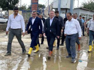 İstanbul Valisi Davut Gül Halkalı Gümrük’te Sel İncelemesi Yaptı