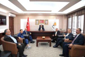Kayseri Büyükşehir Belediye Lideri ve AK Partili İlçe Belediye Liderlerinden AK Parti Vilayet Başkanlığı’na Ziyaret
